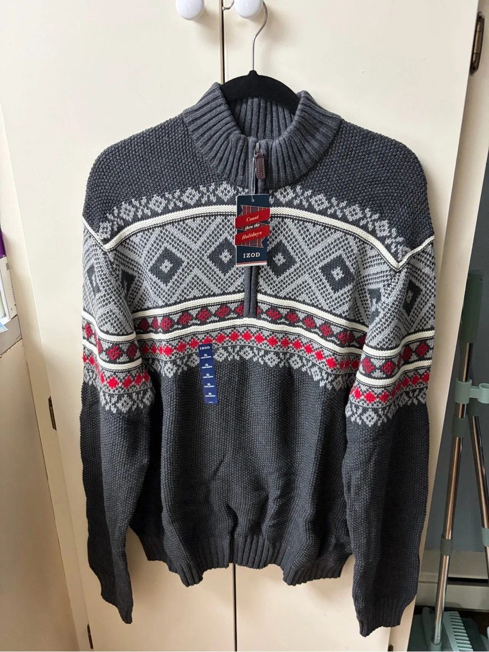 Izod Men's Gray Nordic Half-Zip Sweater with Red Accents